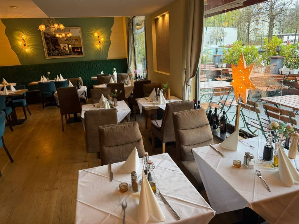 Il Gusto — Fenster & Terrasse